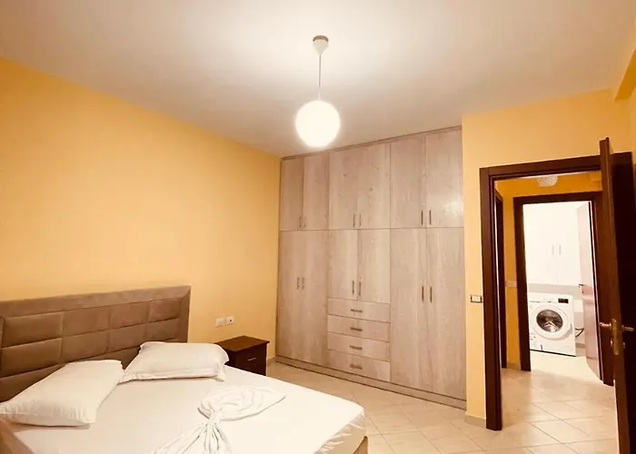 Heraklius Appartamento Sarandë